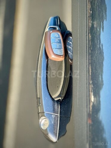 Hyundai Elantra-10