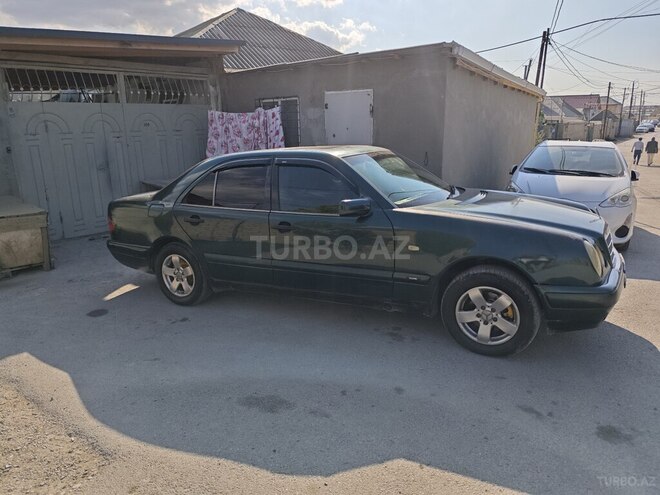 Mercedes E 200 1996, 360,000 km - 2.0 л - Sumqayıt