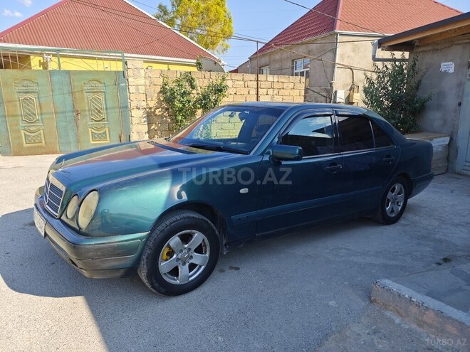 Mercedes E 200 1996, 360,000 km - 2.0 л - Sumqayıt
