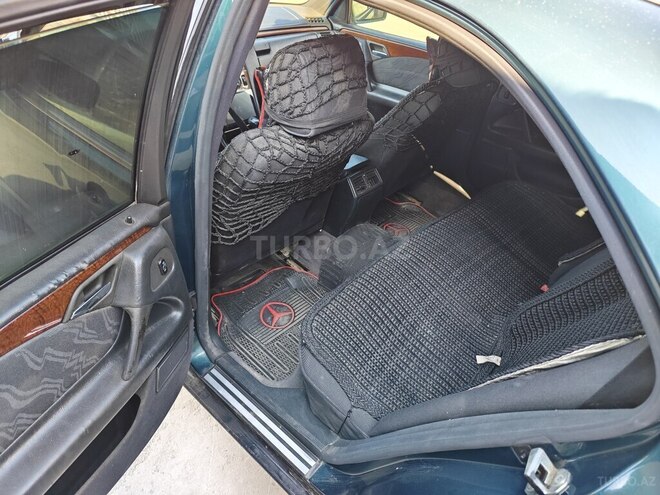 Mercedes E 200 1996, 360,000 km - 2.0 л - Sumqayıt