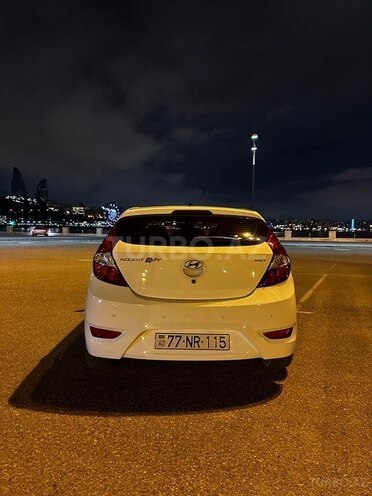 Hyundai i30 2015, 350,000 km - 1.6 l - Bakı
