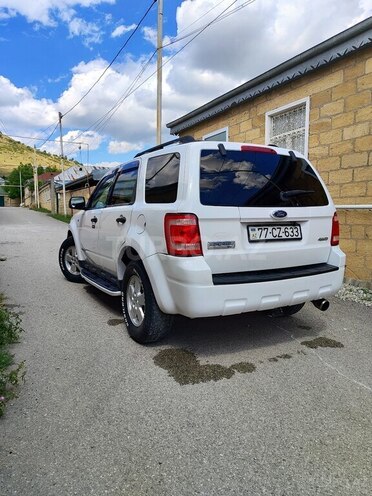 Ford Escape 2007, 237,000 km - 3.0 l - Şamaxı
