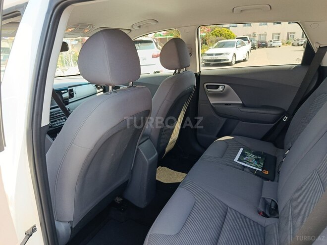 Kia Niro 2017, 80,000 km - 1.6 л - Bakı