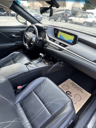 Lexus ES 250 2019, 170,000 km - 2.5 л - Bakı