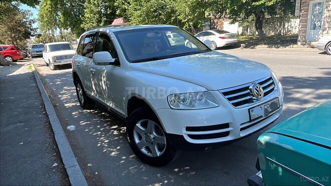 Volkswagen Touareg 2006, 275,000 km - 3.2 l - Göyçay