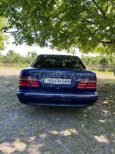 Mercedes E 220 d 2000, 419,000 km - 2.2 л - Oğuz