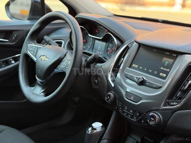 Chevrolet Cruze 2016, 225,000 km - 1.4 l - Gəncə