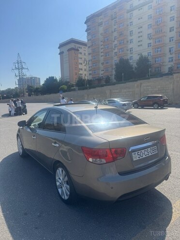Kia Cerato-8