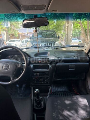 Opel Astra 1997, 300,000 km - 1.6 l - Sumqayıt