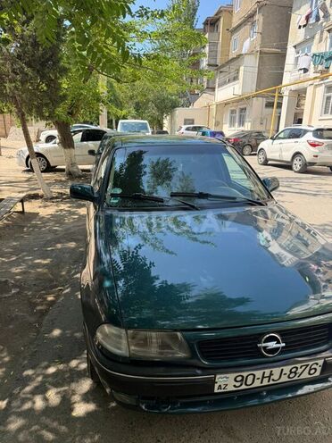 Opel Astra 1997, 300,000 km - 1.6 l - Sumqayıt