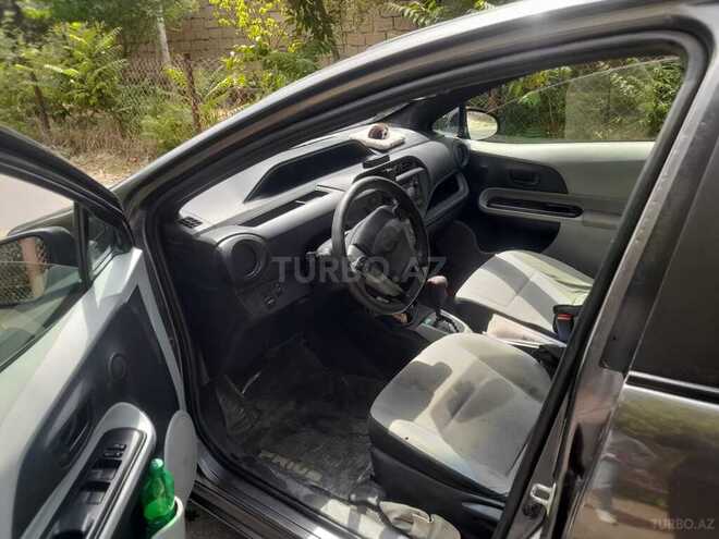 Toyota Prius C 2012, 382,000 km - 1.5 l - Bakı