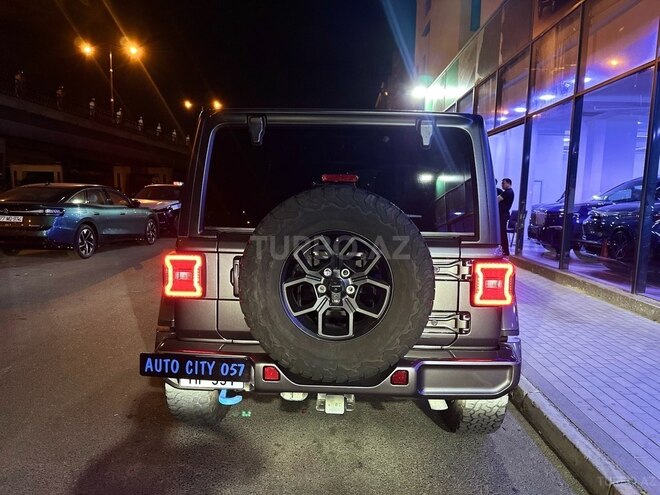 Jeep Wrangler-5