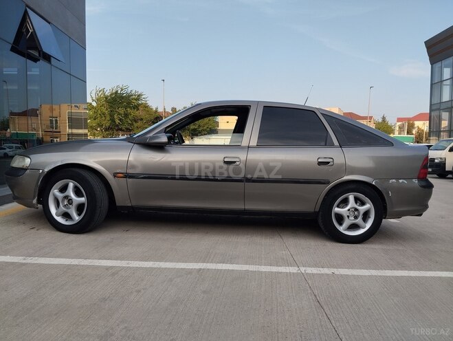 Opel Vectra 1997, 360,000 km - 1.6 l - Bakı