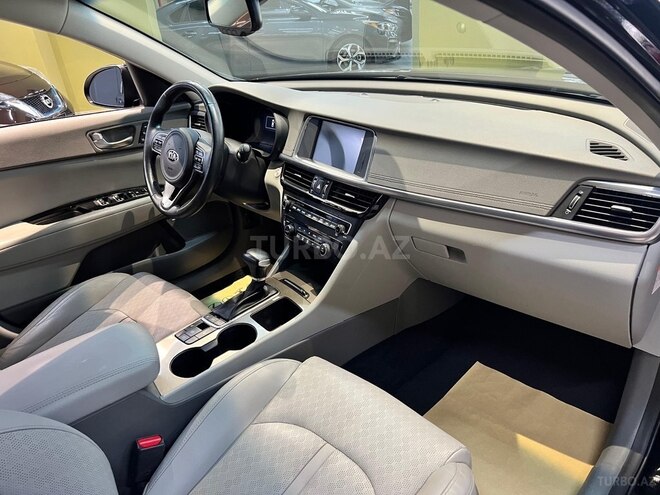 Kia Optima-12