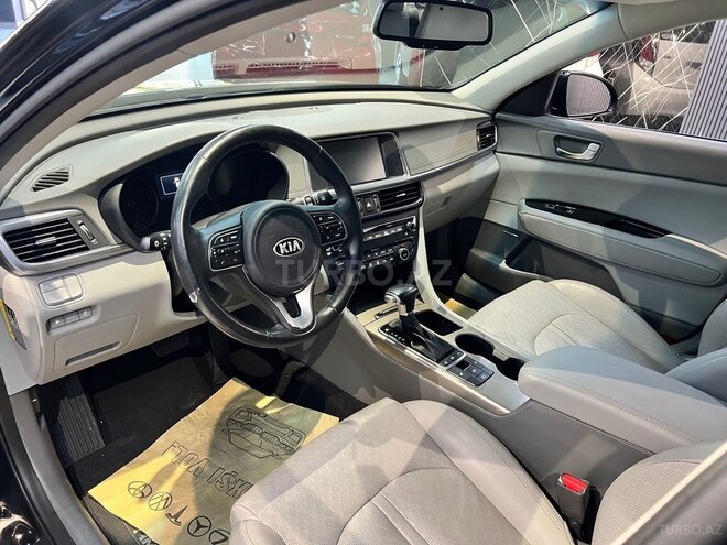 Kia Optima-17