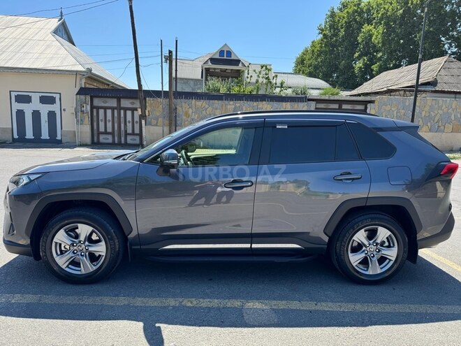 Toyota RAV4 2024, 9,000 km - 2.5 л - Bakı