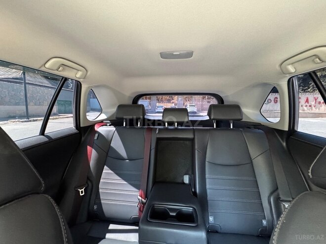 Toyota RAV4 2024, 9,000 km - 2.5 л - Bakı