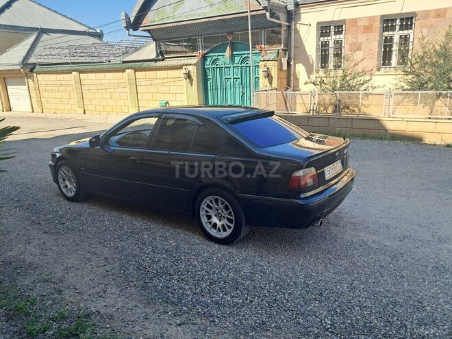 BMW 528 1998, 38,200 km - 2.8 l - Qazax