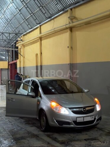 Opel Corsa 2008, 228,000 km - 1.3 l - Gəncə