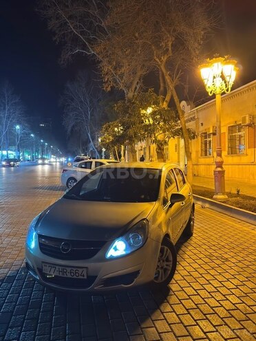 Opel Corsa 2008, 228,000 km - 1.3 l - Gəncə