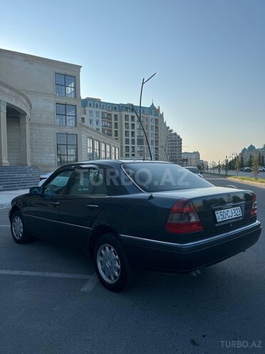 Mercedes C 250 d 1996, 496,320 km - 2.5 l - Sumqayıt