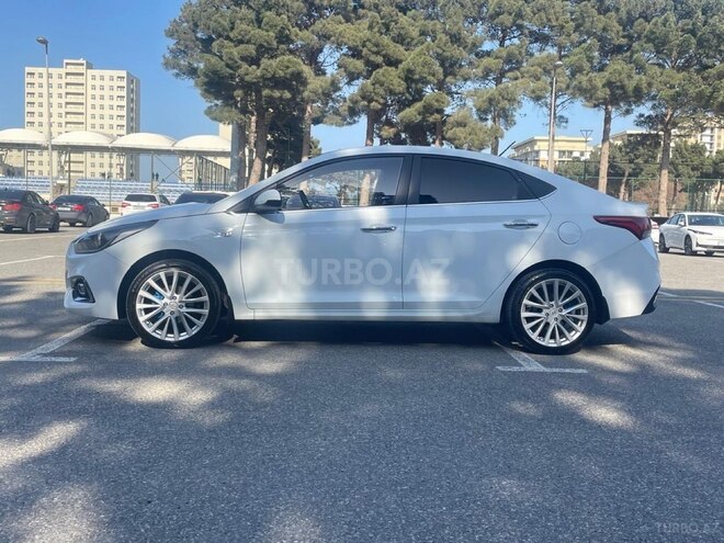 Hyundai Accent 2018, 121,000 km - 1.6 l - Sumqayıt
