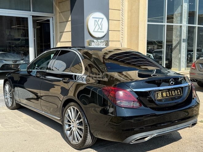 Mercedes C 300-5