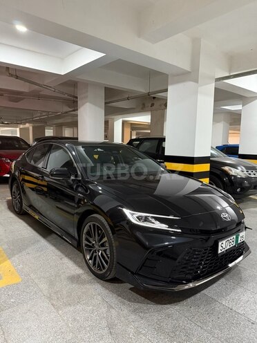 Toyota Camry-3