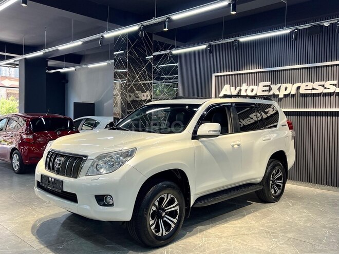 Toyota Land Cruiser Prado-4
