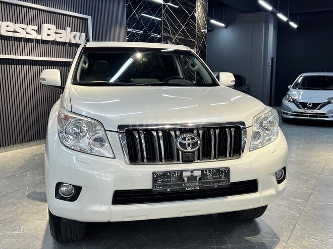 Toyota Land Cruiser Prado-16