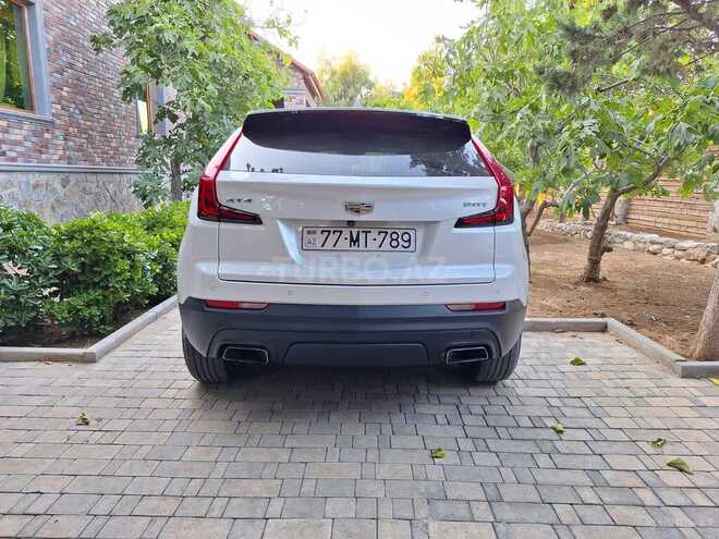 Cadillac XT4-3