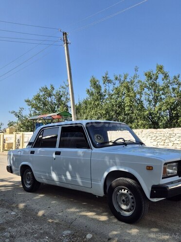 LADA (VAZ) 2107 2008, 95,000 km - 1.6 l - Naftalan