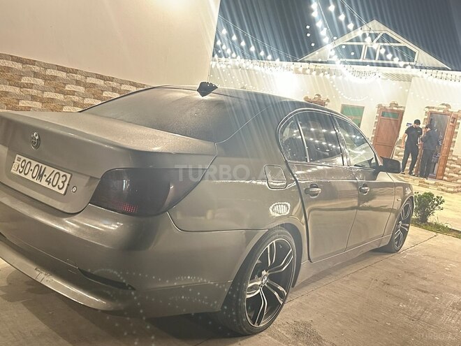 BMW 530 2003, 330,000 km - 3.0 l - Bakı