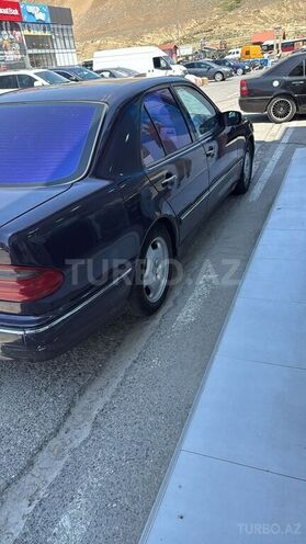 Mercedes E 240 1999, 250,000 km - 2.4 l - Bakı