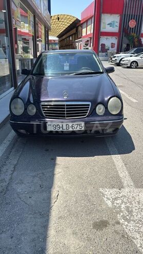 Mercedes E 240 1999, 250,000 km - 2.4 l - Bakı