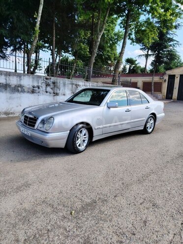 Mercedes E 290 1997, 800,000 km - 2.9 l - Masallı