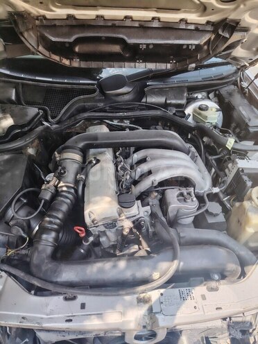 Mercedes E 290 1997, 800,000 km - 2.9 l - Masallı