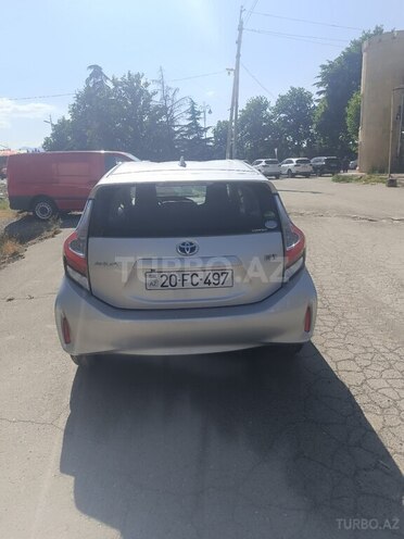 Toyota Aqua 2019, 110,000 km - 1.5 l - Gəncə