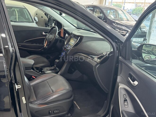 Hyundai Santa Fe-5