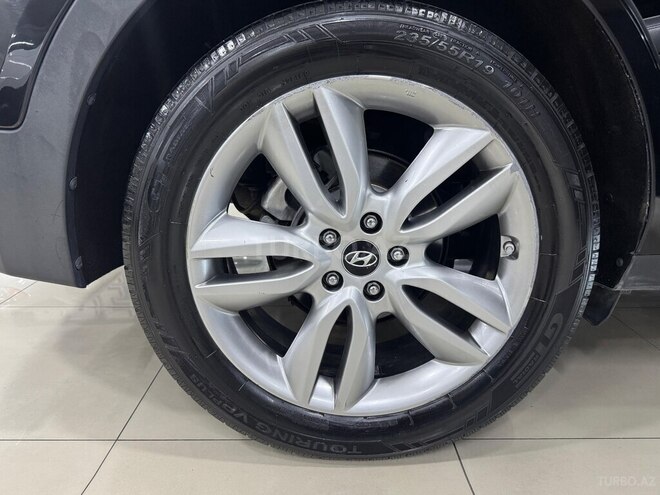 Hyundai Santa Fe-9