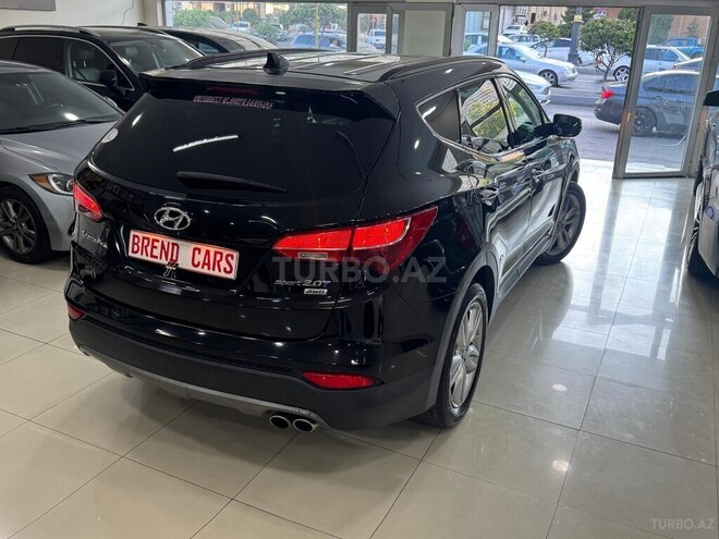 Hyundai Santa Fe-15