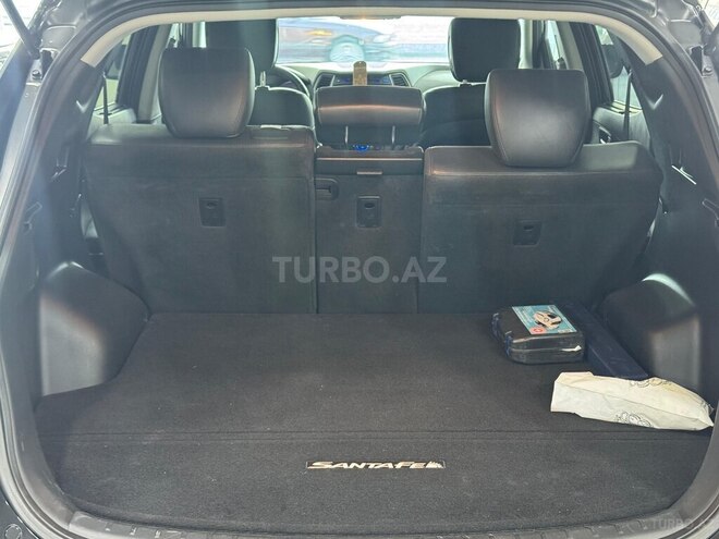 Hyundai Santa Fe-17