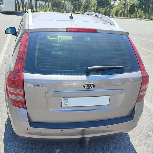 Kia  2008, 225,000 km - 1.6 l - Bakı