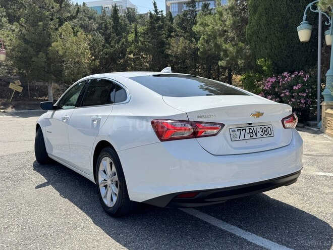 Chevrolet Malibu-13