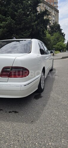 Mercedes E 220 d 2000, 375,000 km - 2.0 л - Bakı