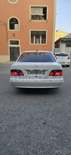 Mercedes E 220 d 2000, 375,000 km - 2.0 л - Bakı