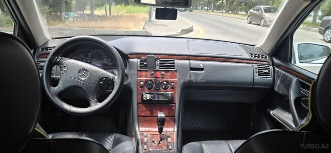 Mercedes E 220 d 2000, 375,000 km - 2.0 л - Bakı
