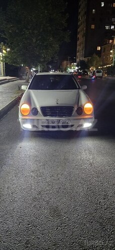 Mercedes E 220 d 2000, 375,000 km - 2.0 л - Bakı