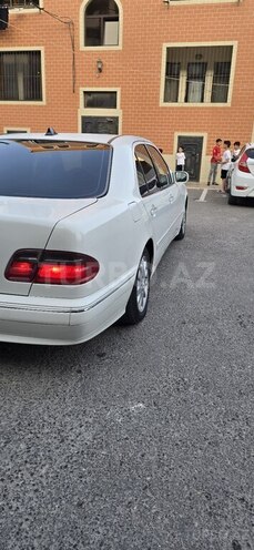 Mercedes E 220 d 2000, 375,000 km - 2.0 л - Bakı