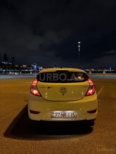 Hyundai Accent 2015, 350,000 km - 1.6 l - Bakı